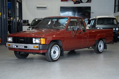 1986 Toyota Pick-Up — photo 2