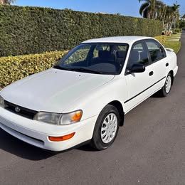 1994 Toyota Corolla DELUXE — main photo