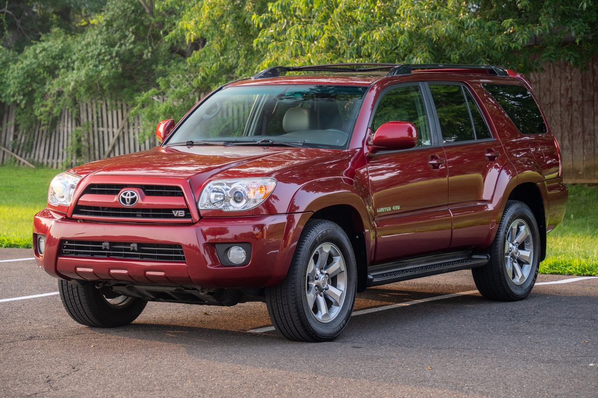 2006 Toyota 4Runner Limited — main photo
