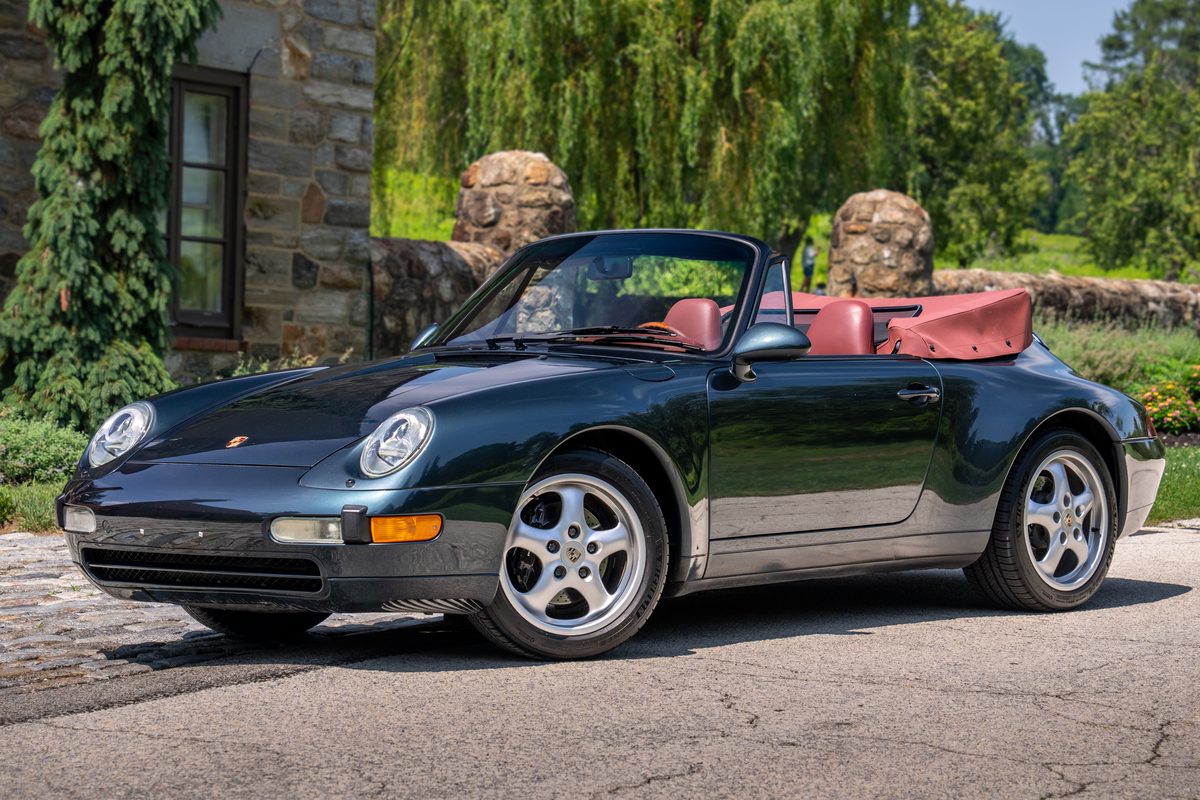 1995 Porsche 911 cabriolet — main photo